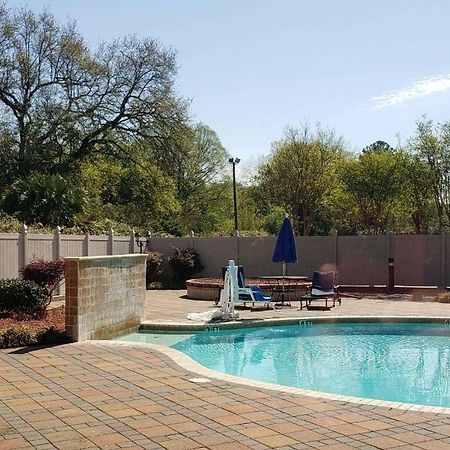 Red Roof Inn Baton Rouge - Lsu Conference Center Εξωτερικό φωτογραφία